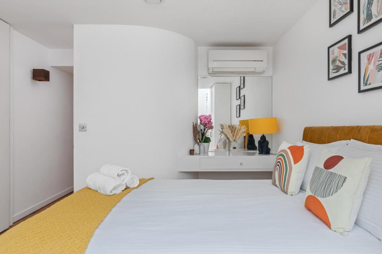 Trafalgar Square Arty Apartment لندن المظهر الخارجي الصورة